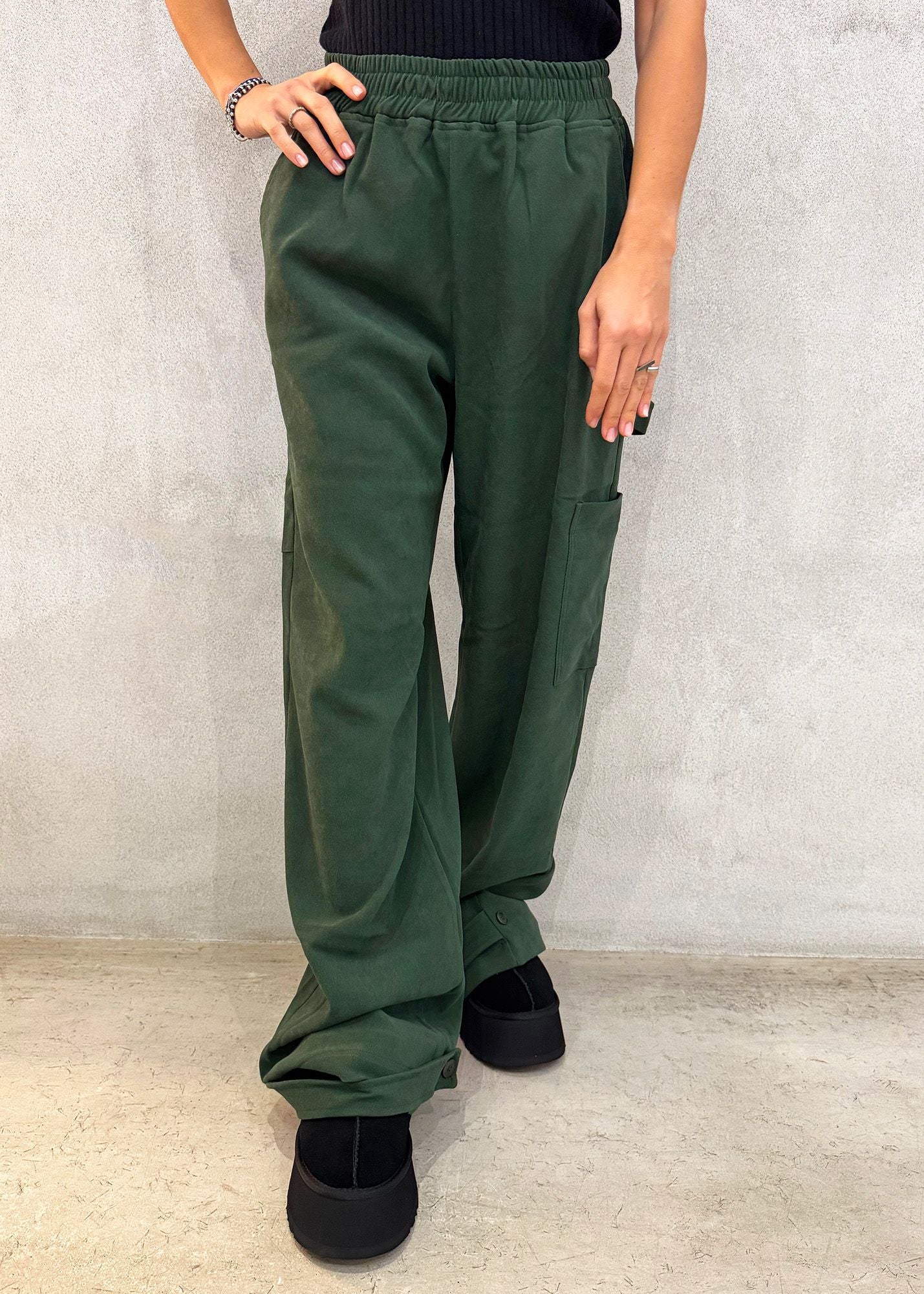 Jogger GAELLE PARIS GAABW00835 Verde Militare