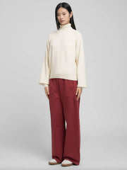 Pullover a collo alto REPLAY DK3904.000.G23372. 300 - Panna