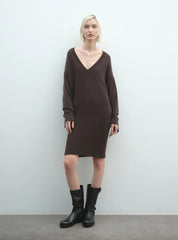 Abito in maglia scollo V frange AKEP 11021 - Testa di moro