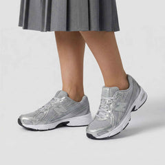 Sneaker NEW BALANCE U740SG2 - Castlerock