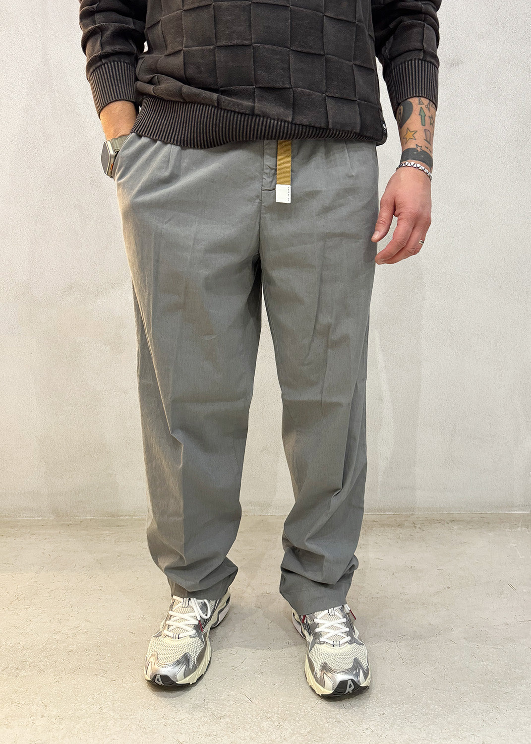 Pantalone lungo uomo WHITE SAND 25SU6711 134 - Grigio
