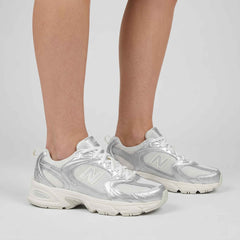 Sneaker NEW BALANCE U5303IR - Silver metallic