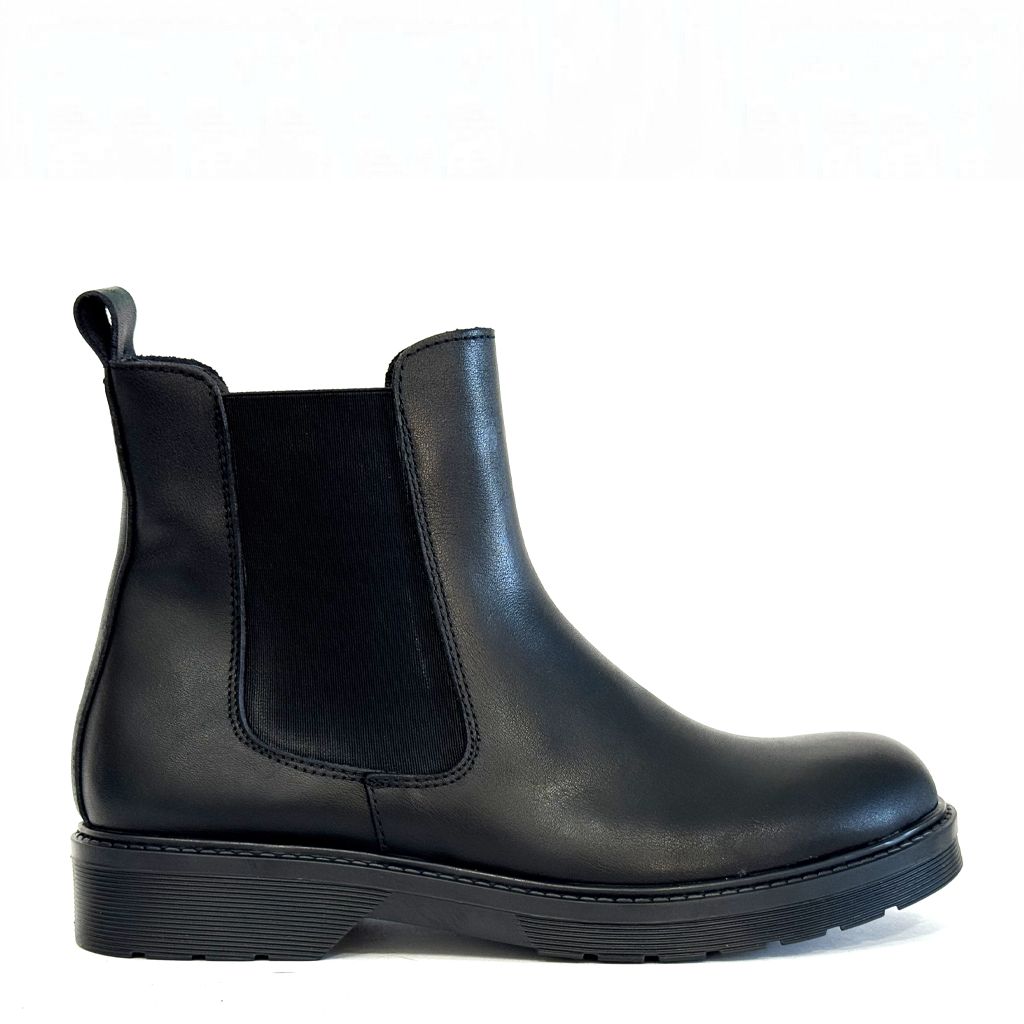 Tronchetto OVYE' L03 Leather - Black