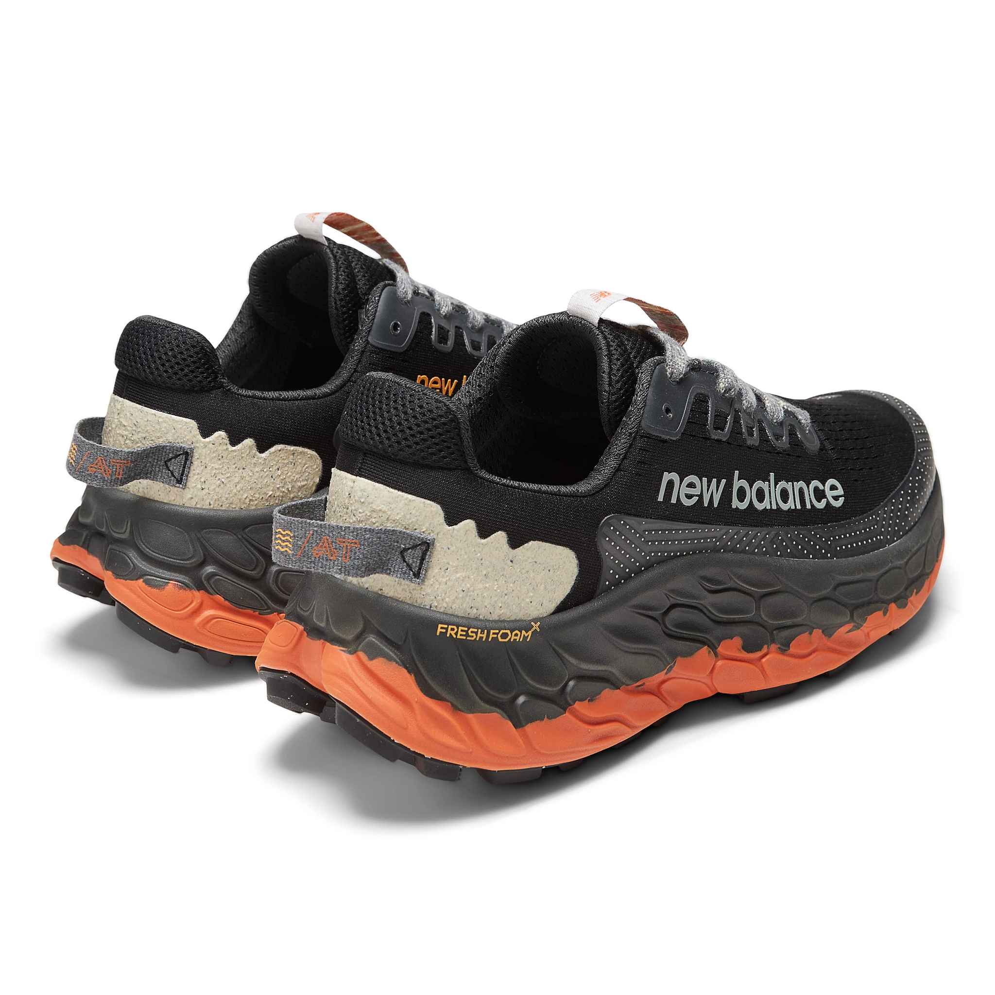 Sneaker NEW BALANCE Foam X More Trail MTMORCK3 Black