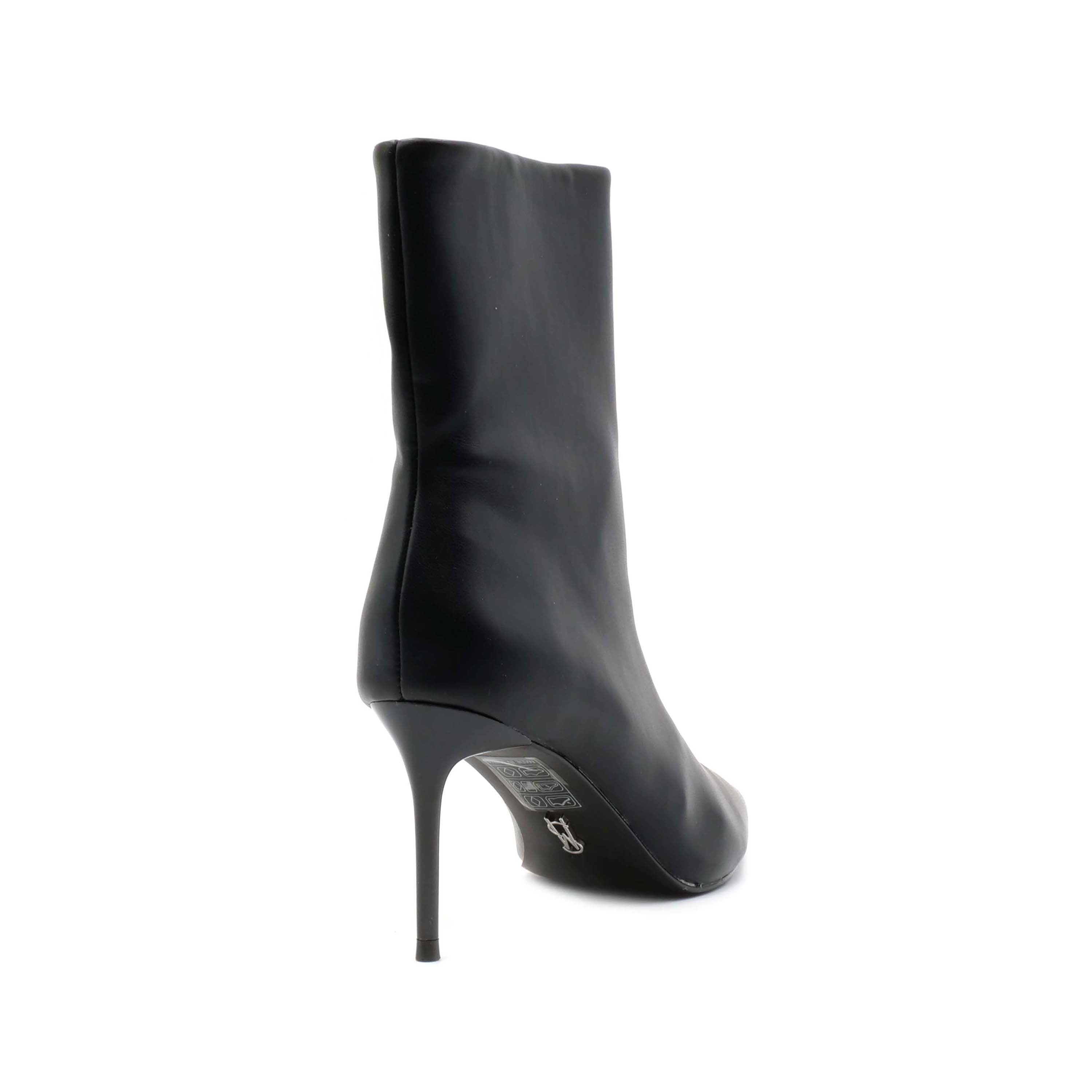 Tronchetto STEVE MADDEN LYRICALS BLACK - Sergio Fabbri